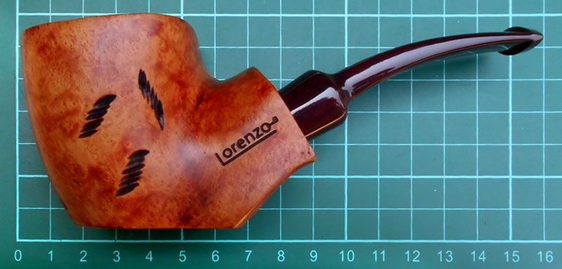 Lorenzo Summa Cum Laude spot carved smoking pipe